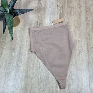 🆕️SKIMS High-Waisted Tan Thong Shapewear XS